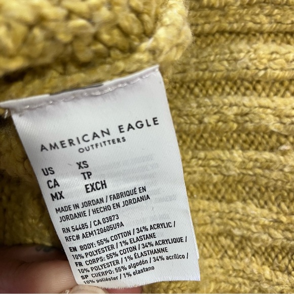 American Eagle Cropped Knit Sweater - Picture 9 of 9